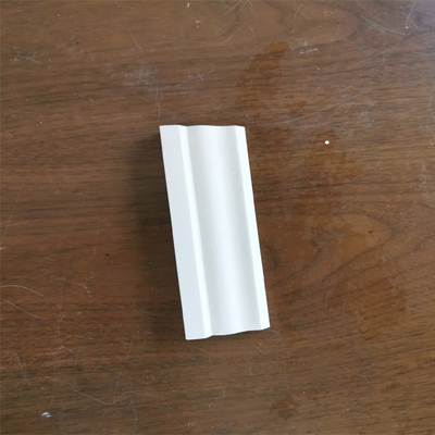 Khuôn vỏ trang trí PVC 100% tế bào màu trắng cho khu dân cư
